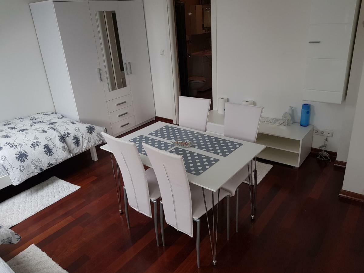 Apartman Maksimir Lux Zagreb-145M2 Exterior photo